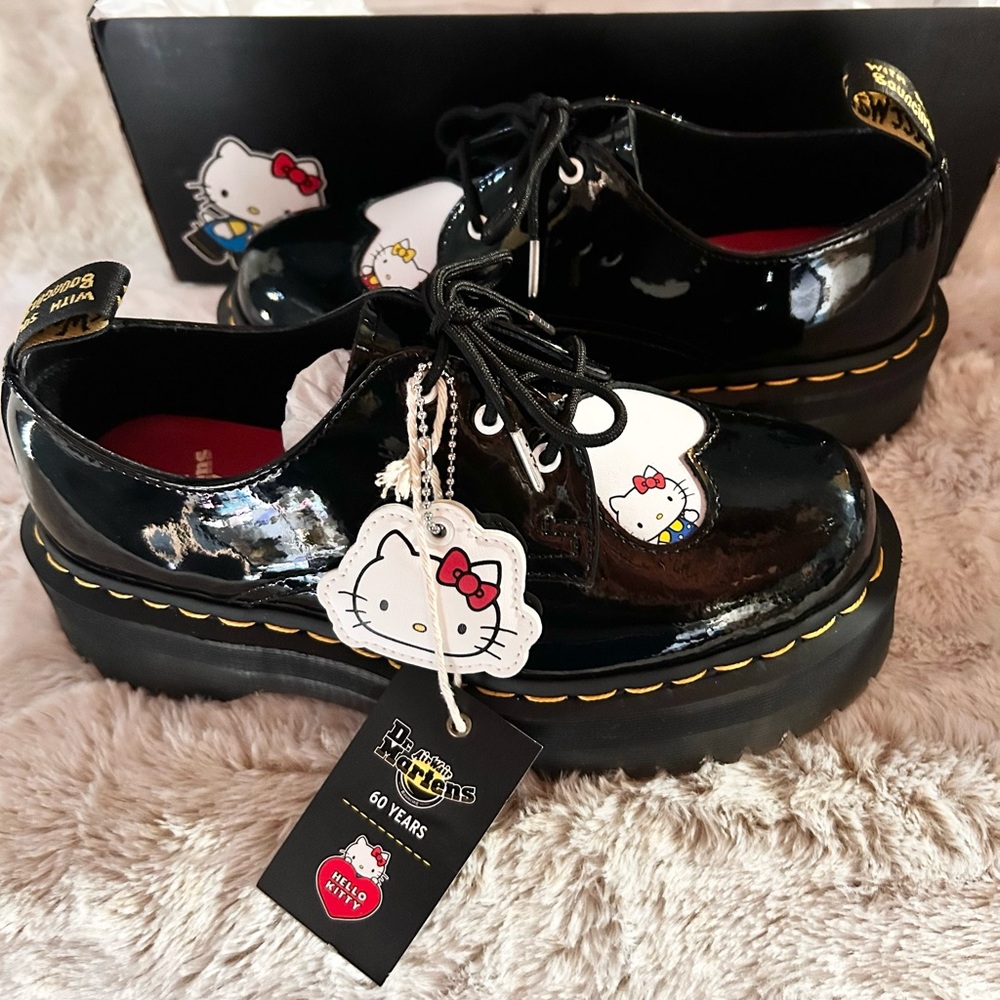 🔥❤️😻Dr. Martens 1461 QUAD HK Hello Kitty Patent Lamper+Hydro Leather❤️😻🔥